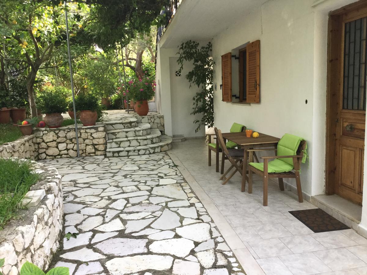 Tsoukaládhes Ntinas House 아파트 외부 사진